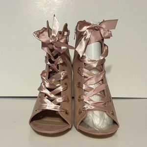 justfab PeepToe Gladiator blockHeel pink Boots Lace Up/zipper Heel Height: 4.25"